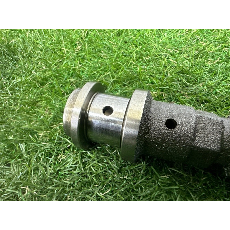 Распредвал выпускной (двигатель и элементы) Jeep Grand Cherokee WK2 2017 5048029AB