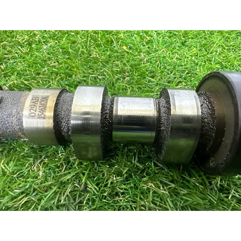 Распредвал выпускной (двигатель и элементы) Jeep Grand Cherokee WK2 2017 5048029AB