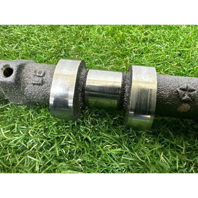 Распредвал выпускной (двигатель и элементы) Jeep Grand Cherokee WK2 2017 5048029AB