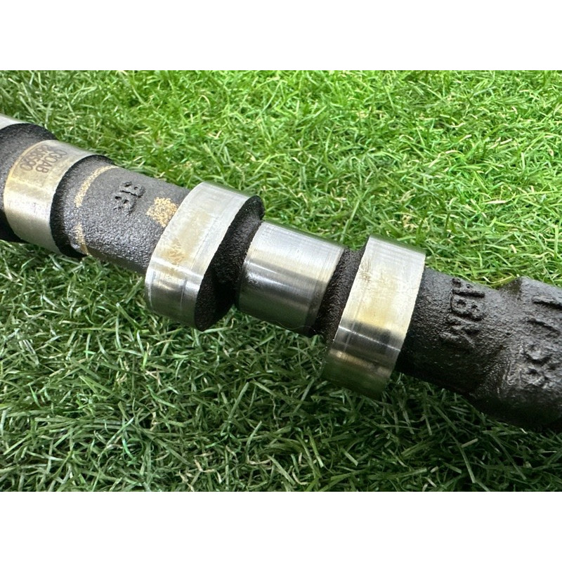 Распредвал выпускной (двигатель и элементы) Jeep Grand Cherokee WK2 2017 3.6 5048030AB