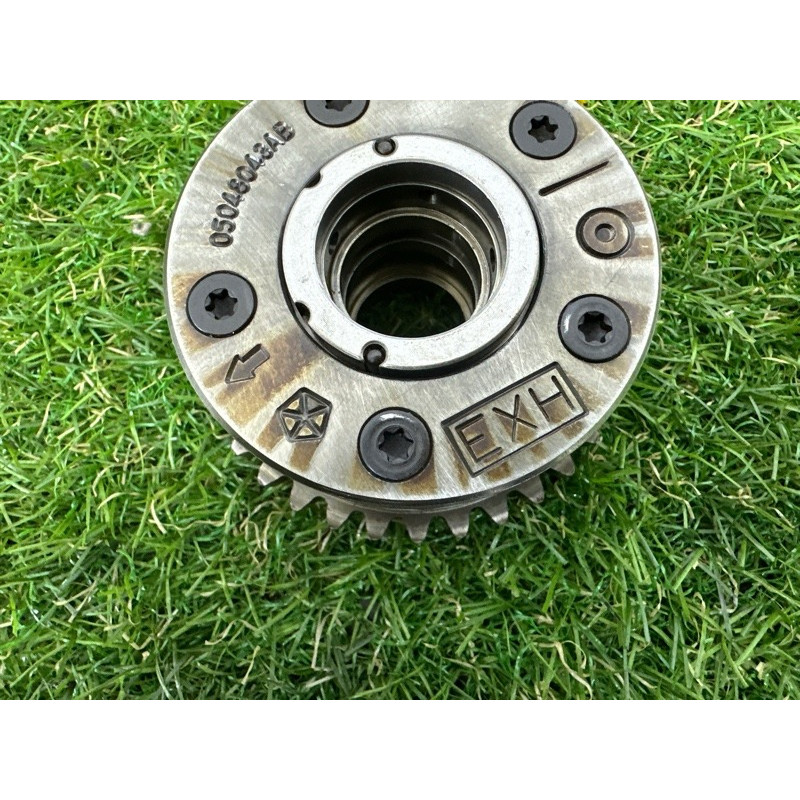 Регулятор фаз газораспределения (двигатель и элементы) Jeep Grand Cherokee WK2 2017 3.6 5048043AB