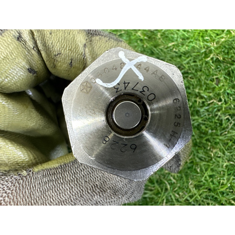 Клапан фазорегулятора (электрика двигателя) Jeep Grand Cherokee WK2 2017 5048044AB