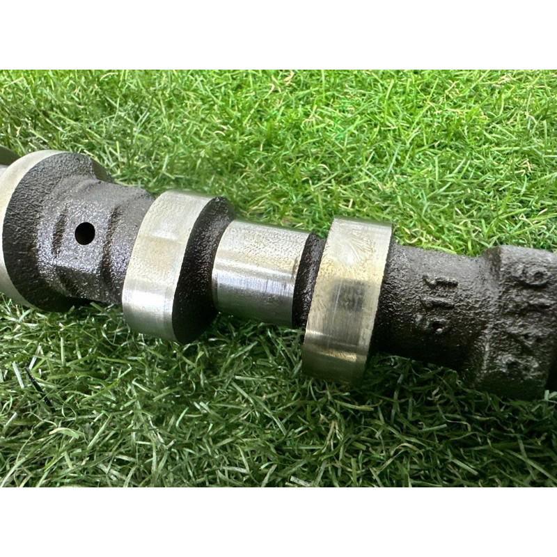 Распредвал выпускной (двигатель и элементы) Jeep Grand Cherokee WK2 2017 5048030AB