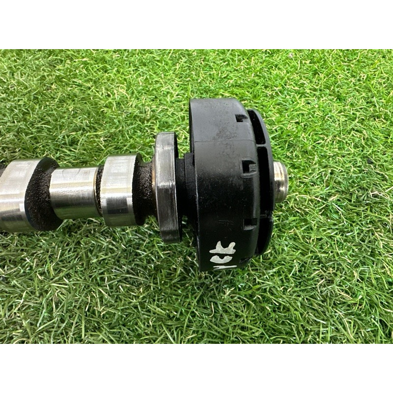 Распредвал выпускной (двигатель и элементы) Jeep Grand Cherokee WK2 2017 5048030AB