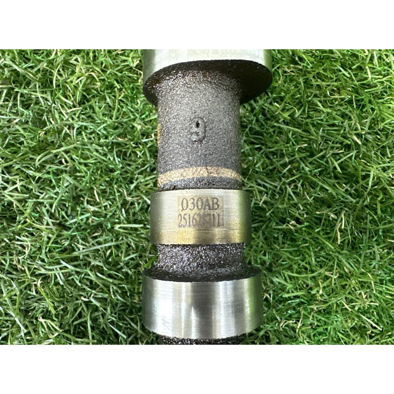 Распредвал выпускной (двигатель и элементы) Jeep Grand Cherokee WK2 2017 5048030AB