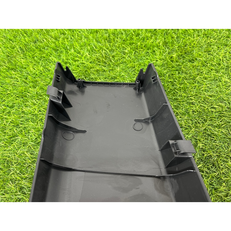 Обшивка стойки нижняя (салон) Nissan Rogue T33 2023 1.5 KR15DDT 769156RR1A