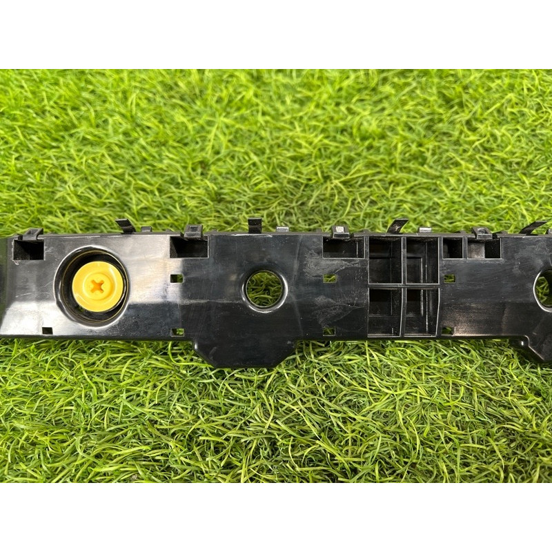 Крепление бампера (кузов и элементы) Nissan Rogue T33 2023 1.5 KR15DDT 852216RR0B