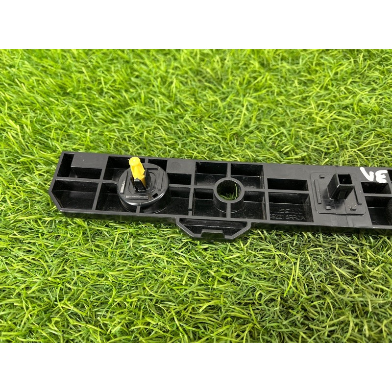 Крепление бампера (кузов и элементы) Nissan Rogue T33 2023 1.5 KR15DDT 852216RR0B