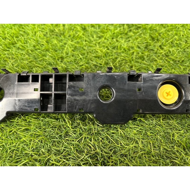 Крепление бампера (кузов и элементы) Nissan Rogue T33 2023 1.5 KR15DDT 852206RR0B