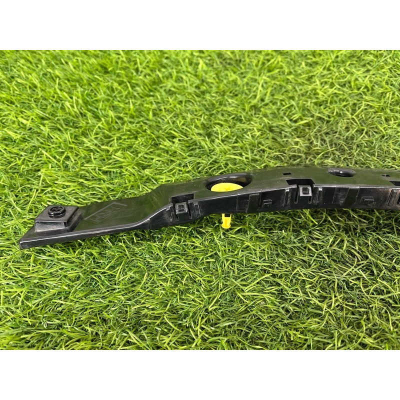 Крепление бампера (кузов и элементы) Nissan Rogue T33 2023 1.5 KR15DDT 852206RR0B