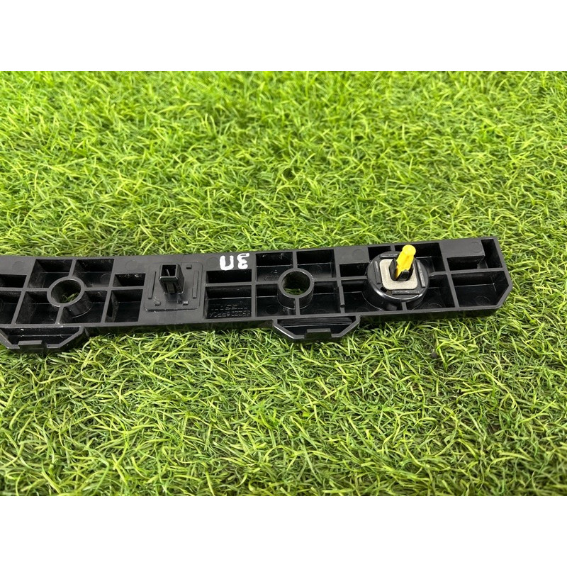 Крепление бампера (кузов и элементы) Nissan Rogue T33 2023 1.5 KR15DDT 852206RR0B