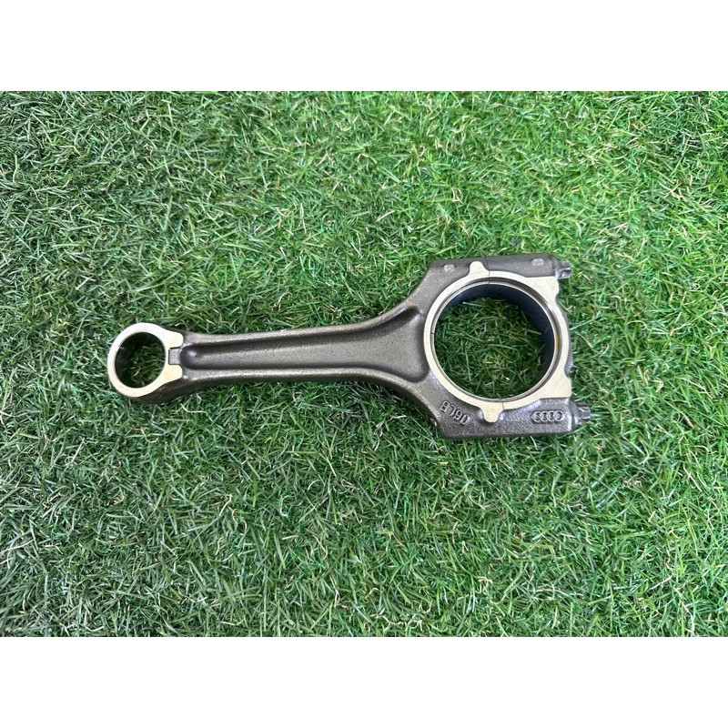 Шатун (двигатель и элементы) AUDI Q5 8R 2012 2.0 CAEB 06H198401A
