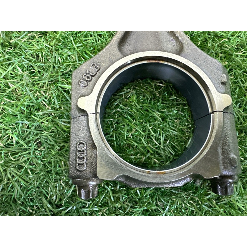 Шатун (двигатель и элементы) AUDI Q5 8R 2012 2.0 CAEB 06H198401A