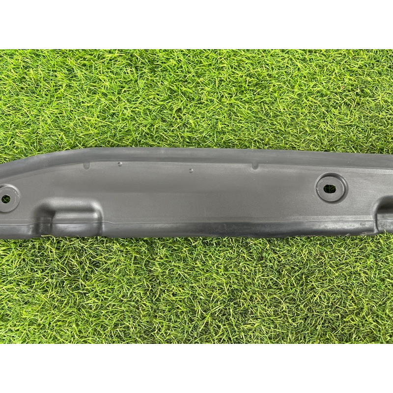 Уплотнитель крыла (кузов и элементы) Nissan Rogue T33 2023 1.5 KR15DDT 631306RA0B