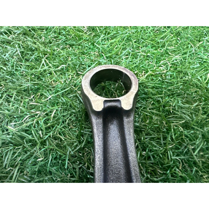 Шатун (двигатель и элементы) AUDI A4 B9 2017 2.0 DBPA 06H198401D