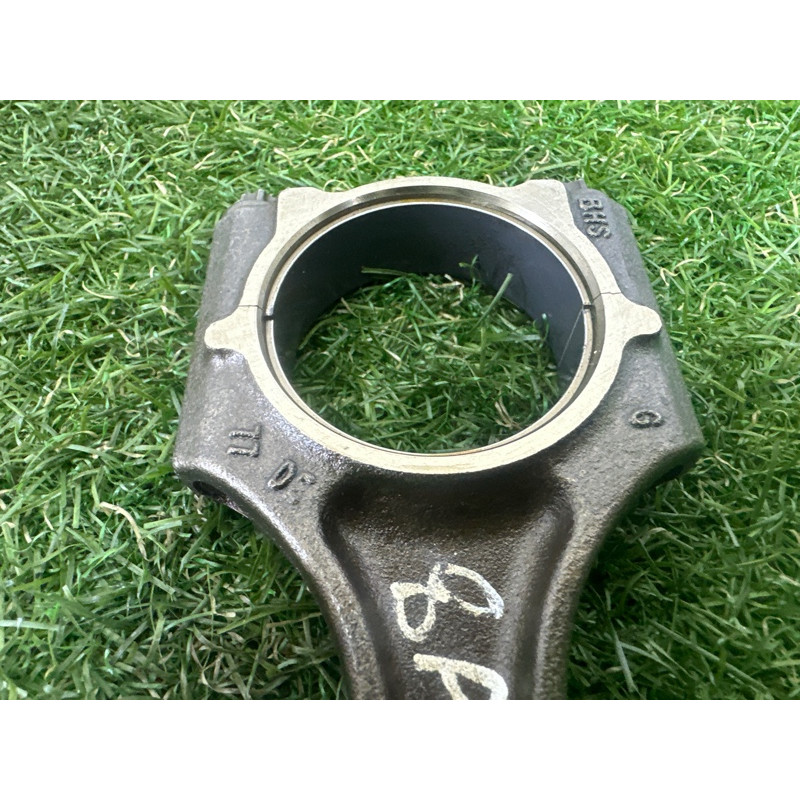 Шатун (двигатель и элементы) AUDI A4 B9 2017 2.0 DBPA 06H198401D