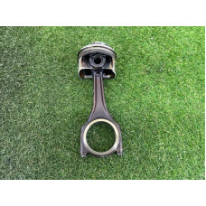 Поршень с шатуном