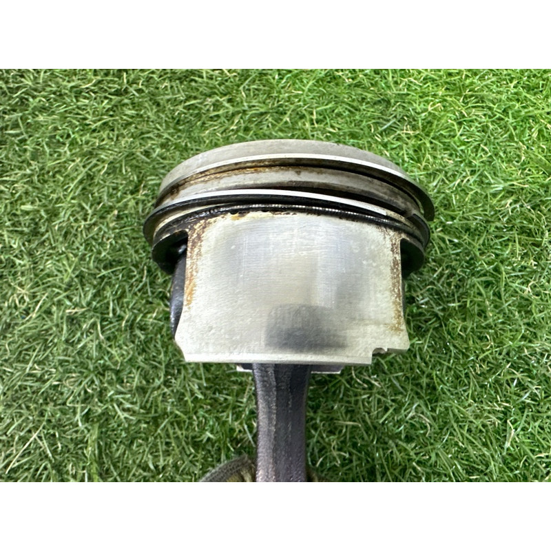 Поршень с шатуном (двигатель и элементы) AUDI A7 4G 2012 3.0 CGXB 06E107066DM