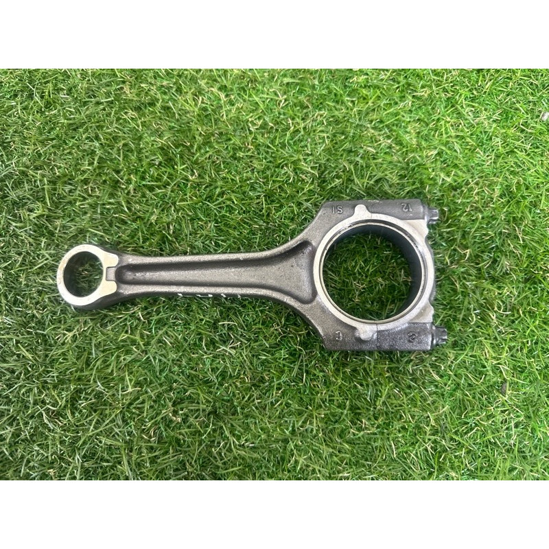 Шатун (двигатель и элементы) AUDI A4 B8 2012 2.0 CAEB 06H198401A