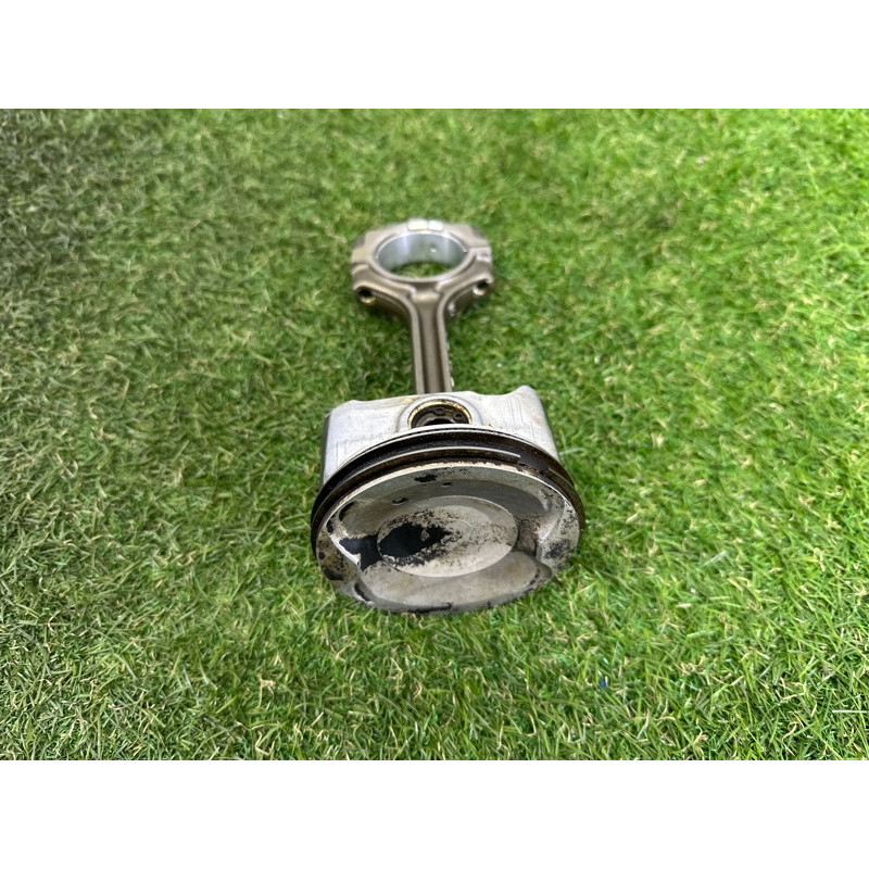 Поршень с шатуном (двигатель и элементы) Nissan Rogue T32 2016 2.5 QR25DE 120103TA9B