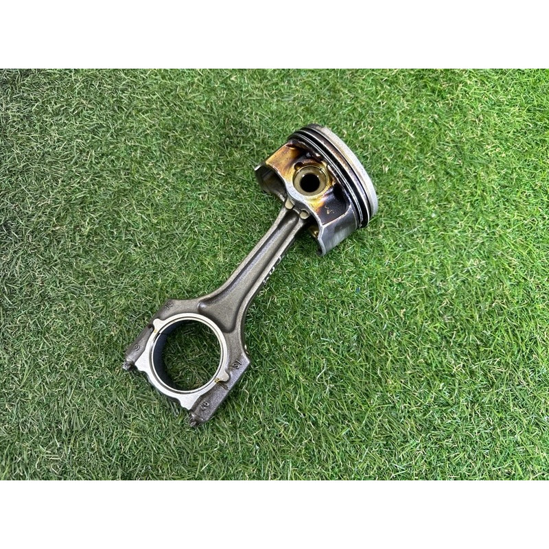 Поршень с шатуном (двигатель и элементы) AUDI A4 B8 2012 2.0 CAEB 06H198401A