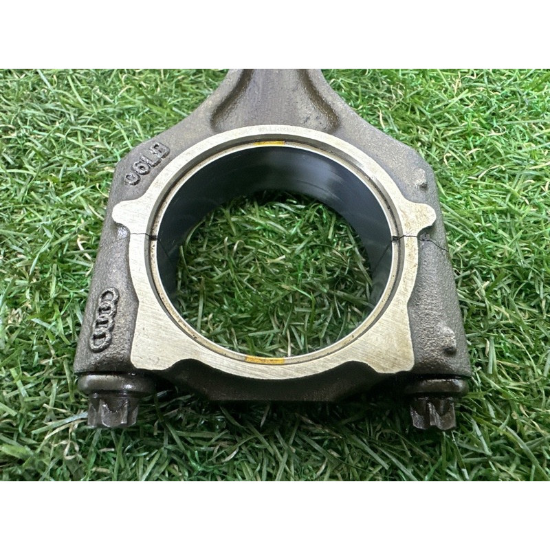 Поршень с шатуном (двигатель и элементы) AUDI A4 B8 2012 2.0 CAEB 06H198401A