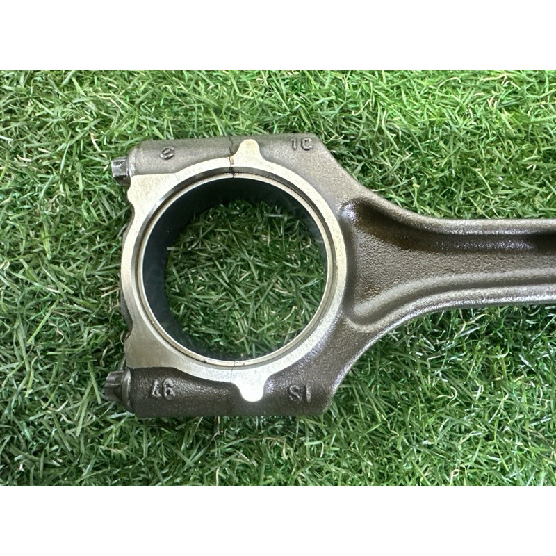 Поршень с шатуном (двигатель и элементы) AUDI A4 B8 2012 2.0 CAEB 06H198401A