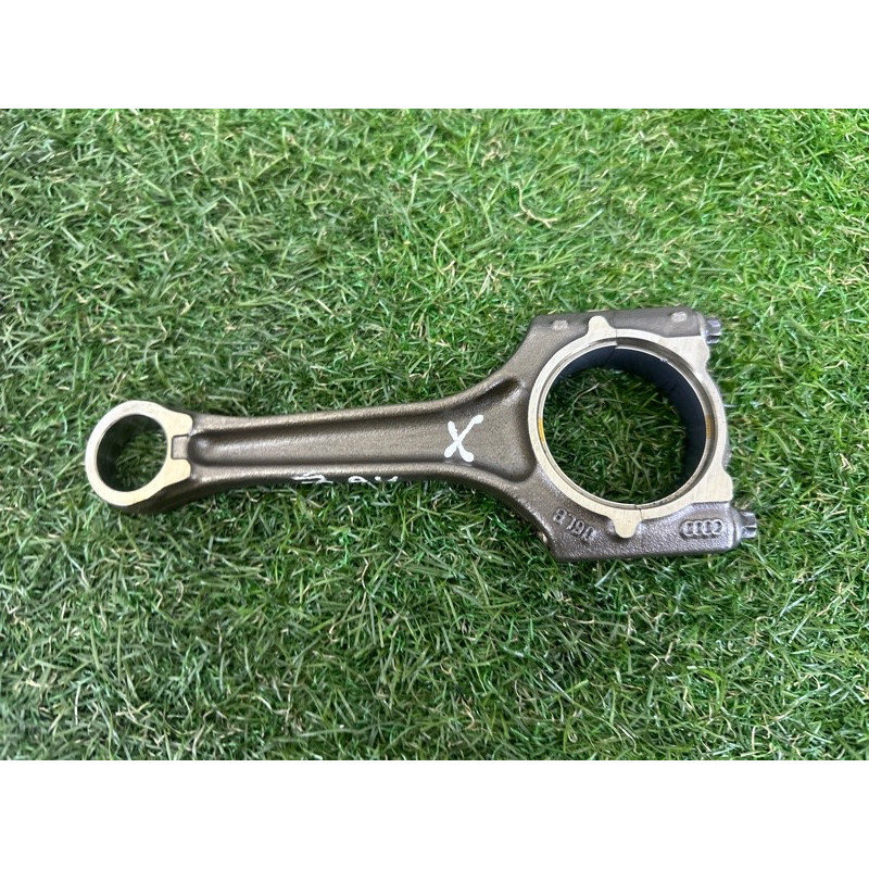 Шатун (двигатель и элементы) AUDI A4 B8 2012 2.0 CAEB 06H198401A
