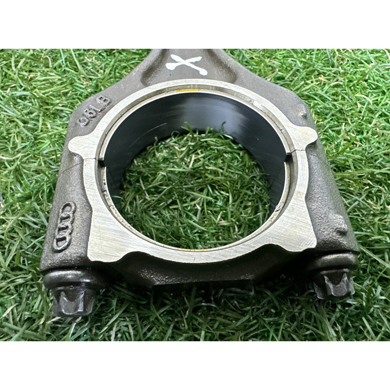 Шатун (двигатель и элементы) AUDI A4 B8 2012 2.0 CAEB 06H198401A