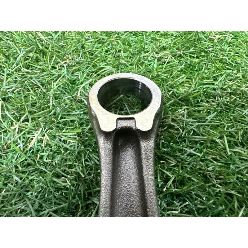 Шатун (двигатель и элементы) AUDI A4 B8 2012 2.0 CAEB 06H198401A