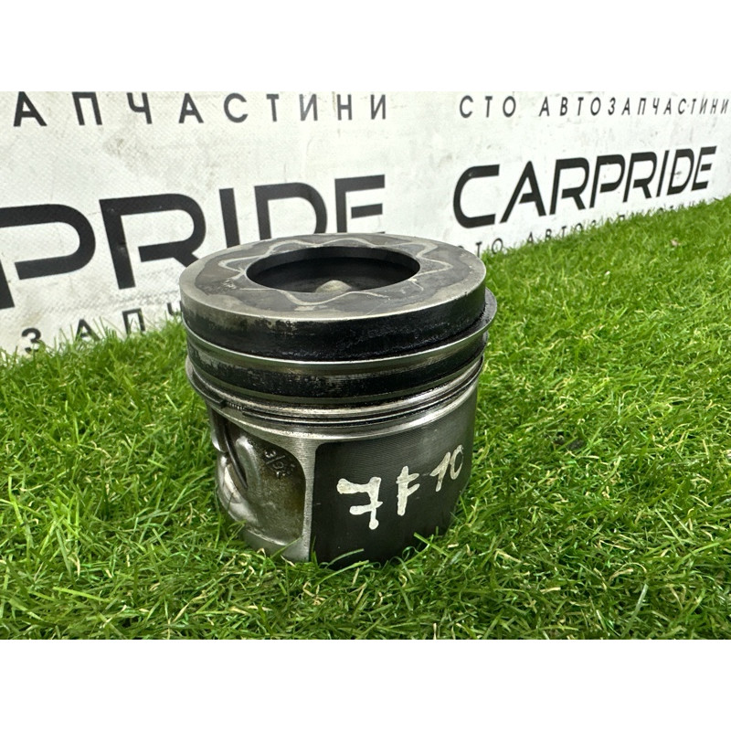 Поршень (двигун та елементи) BMW 5-series F10 2011 2.0 N47N 11258580699