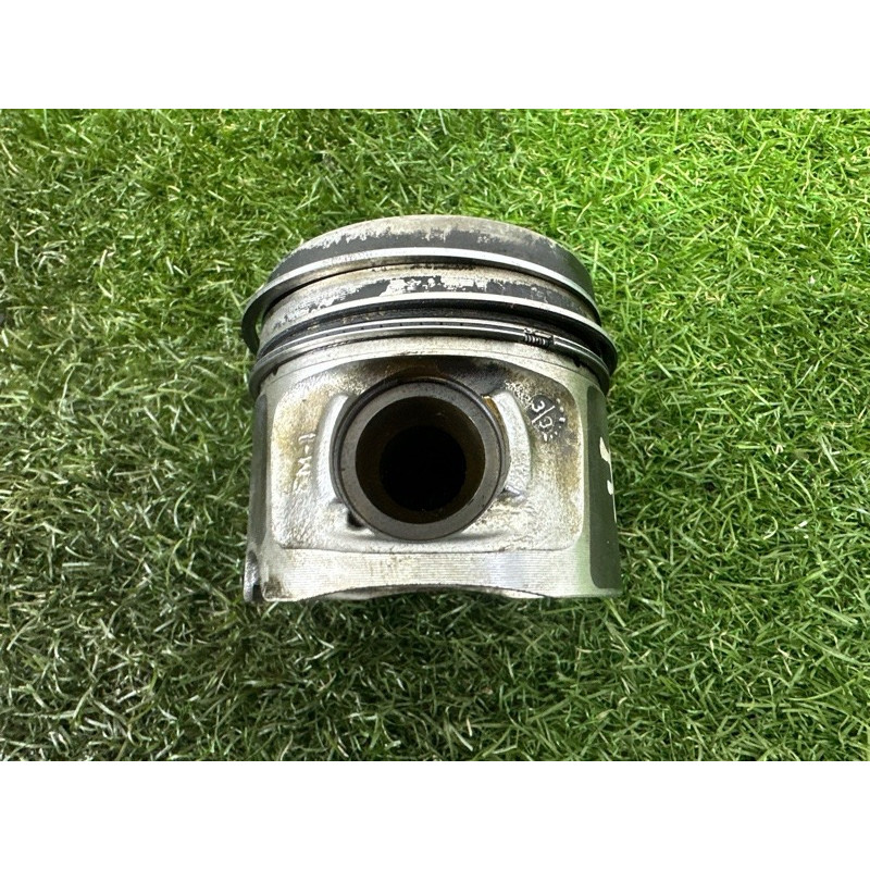 Поршень (двигун та елементи) BMW 5-series F10 2011 2.0 N47N 11258580699