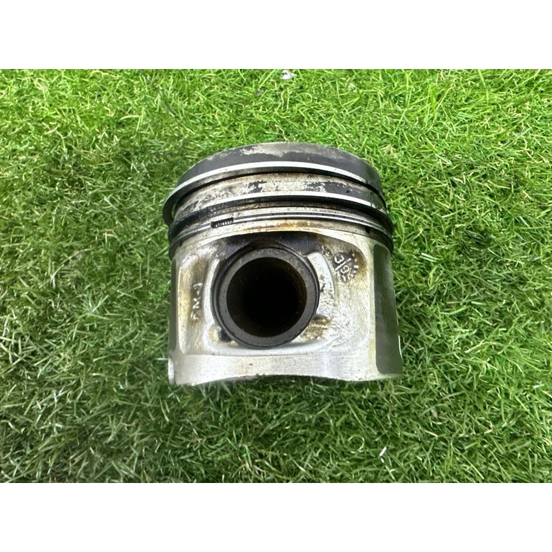 Поршень (двигун та елементи) BMW 5-series F10 2011 2.0 N47N 11258580699