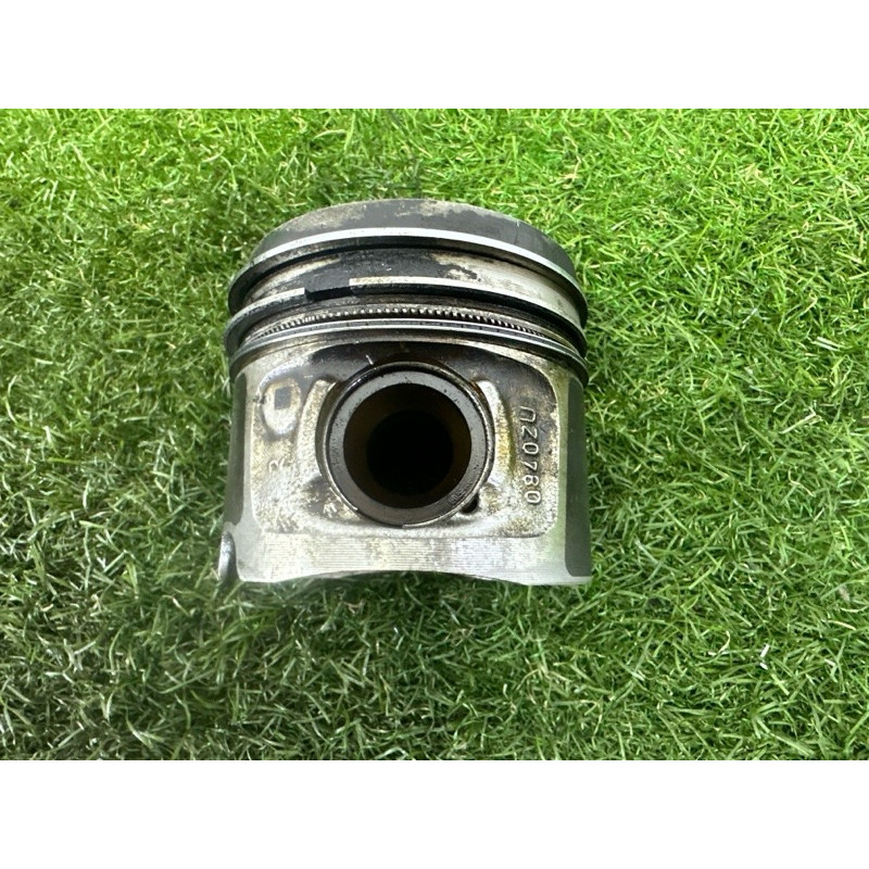 Поршень (двигун та елементи) BMW 5-series F10 2011 2.0 N47N 11258580699