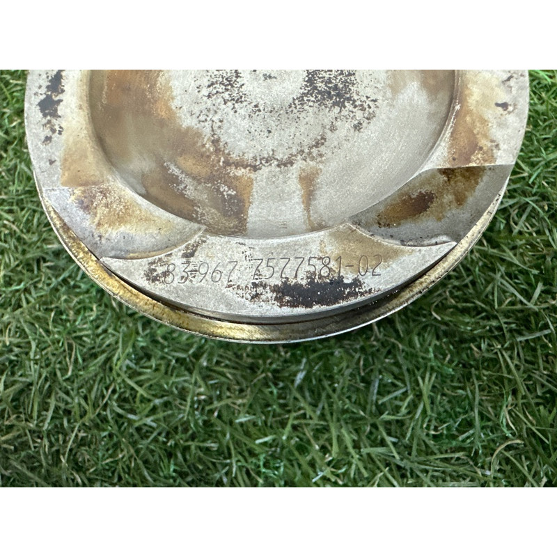 Поршень (двигун та елементи) BMW 3-series E93 2008 3.0 N54 11257577581