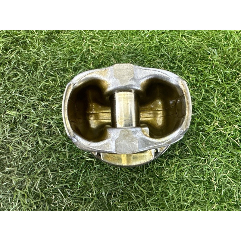 Поршень (двигун та елементи) BMW 3-series E93 2008 3.0 N54 11257577581