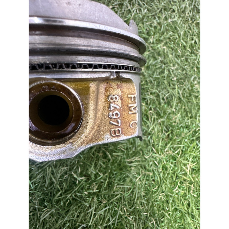 Поршень (двигун та елементи) BMW 3-series E93 2008 3.0 N54 11257577581