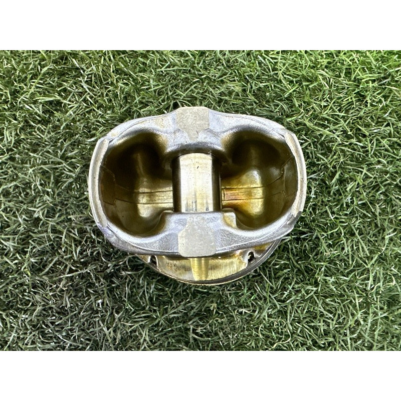 Поршень (двигун та елементи) BMW 3-series E93 2008 3.0 N54 11257577581