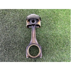 Поршень с шатуном