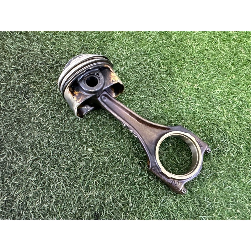 Поршень с шатуном (двигатель и элементы) AUDI A7 4G 2012 3.0 CGXB 06E107066DM