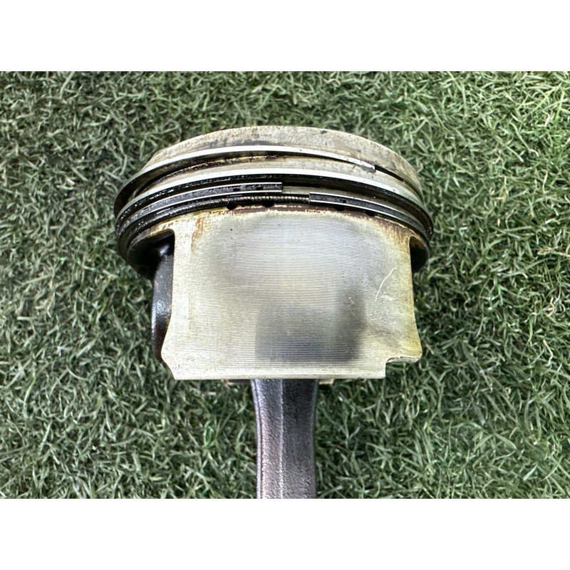 Поршень с шатуном (двигатель и элементы) AUDI A7 4G 2012 3.0 CGXB 06E107065DM