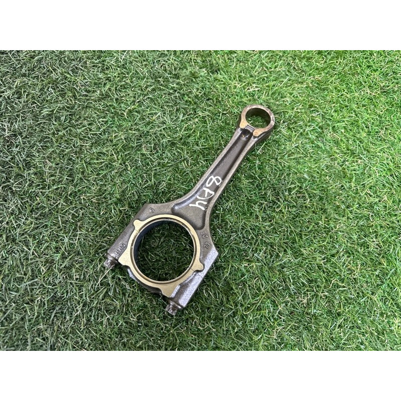 Шатун (двигатель и элементы) AUDI A4 B9 2017 2.0 DBPA 06H198401D