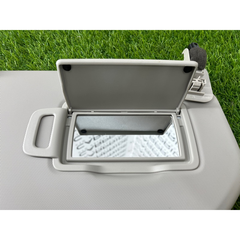 Козырек солнцезащитный (салон) Nissan Rogue T33 2023 1.5 KR15DDT 964006RA4A