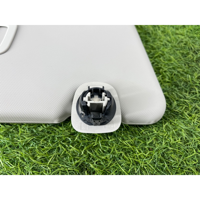 Козырек солнцезащитный (салон) Nissan Rogue T33 2023 1.5 KR15DDT 964006RA4A