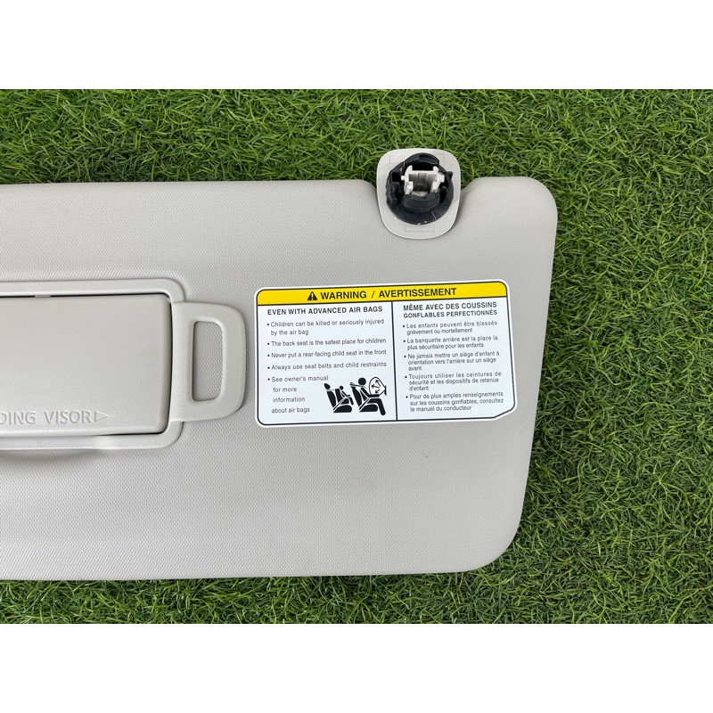 Козырек солнцезащитный (салон) Nissan Rogue T33 2023 1.5 KR15DDT 964016RA4A