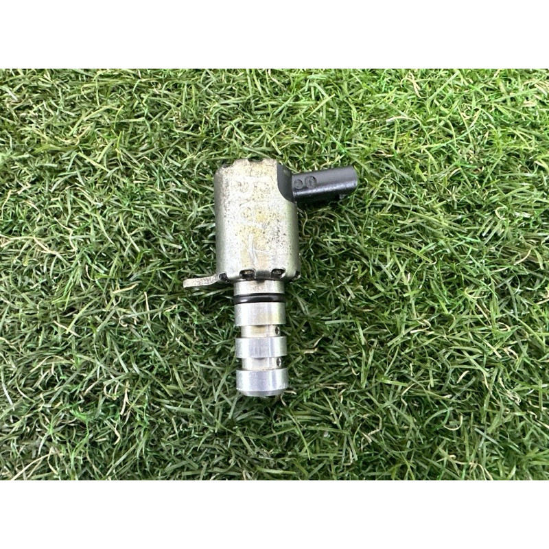 Клапан электромагнитный (электрика) AUDI A4 B8 2012 2.0 CAEB 06H115243F