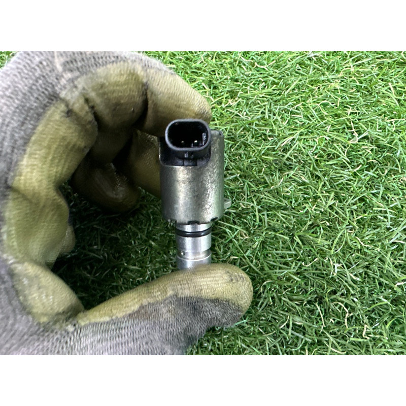 Клапан электромагнитный (электрика) AUDI A4 B8 2012 2.0 CAEB 06H115243F