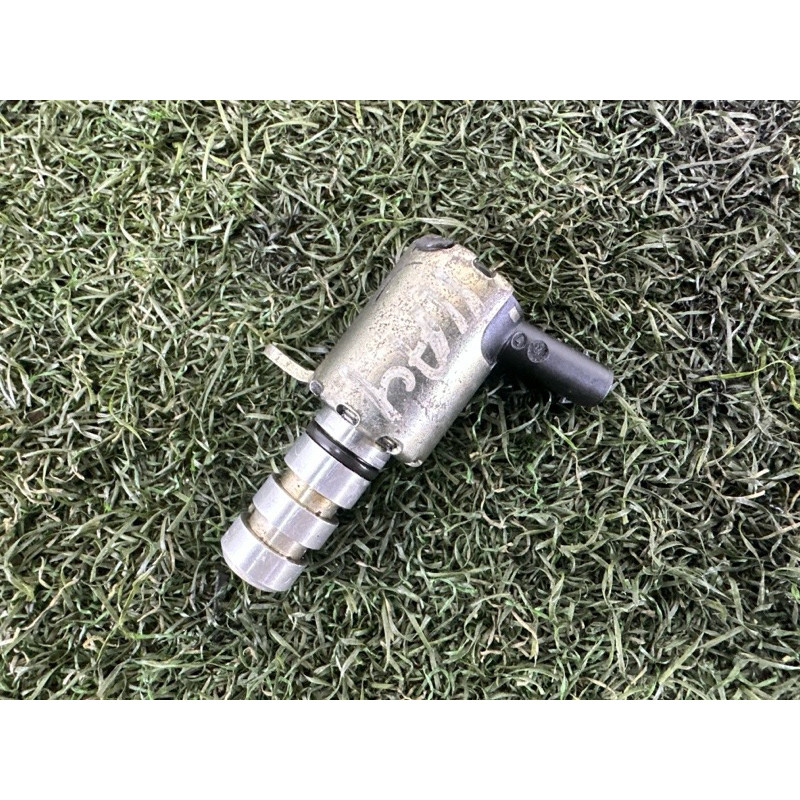 Клапан электромагнитный (электрика) AUDI A4 B8 2012 2.0 CAEB 06H115243F