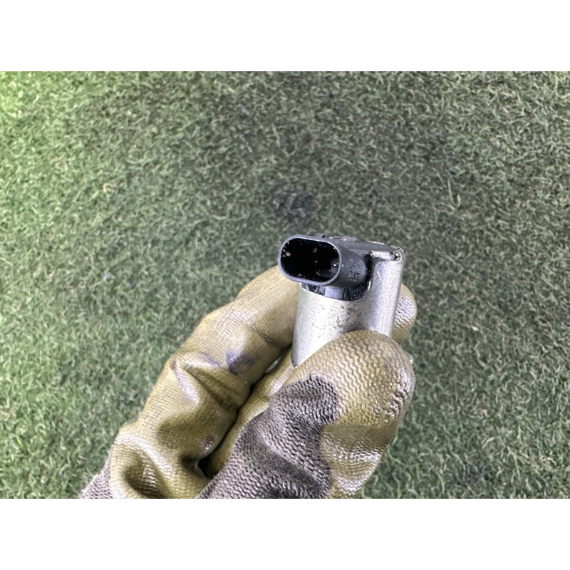 Клапан электромагнитный (электрика) AUDI A4 B8 2012 2.0 CAEB 06H115243F