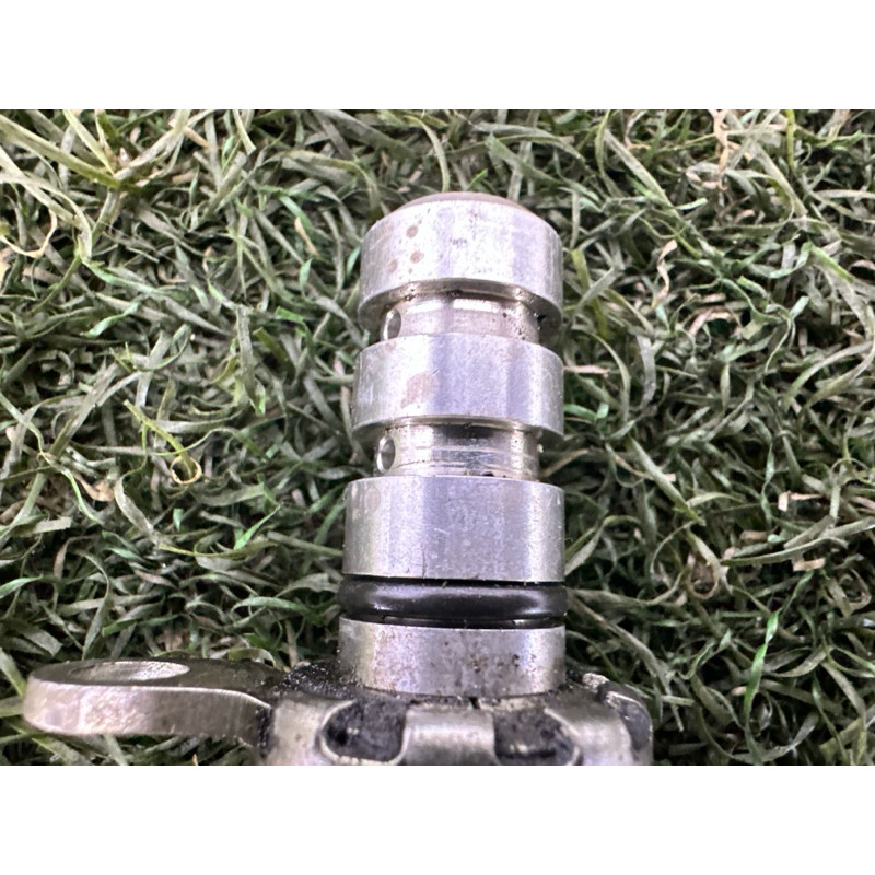 Клапан электромагнитный (электрика) AUDI Q5 8R 2012 2.0 CAEB 06H115243F